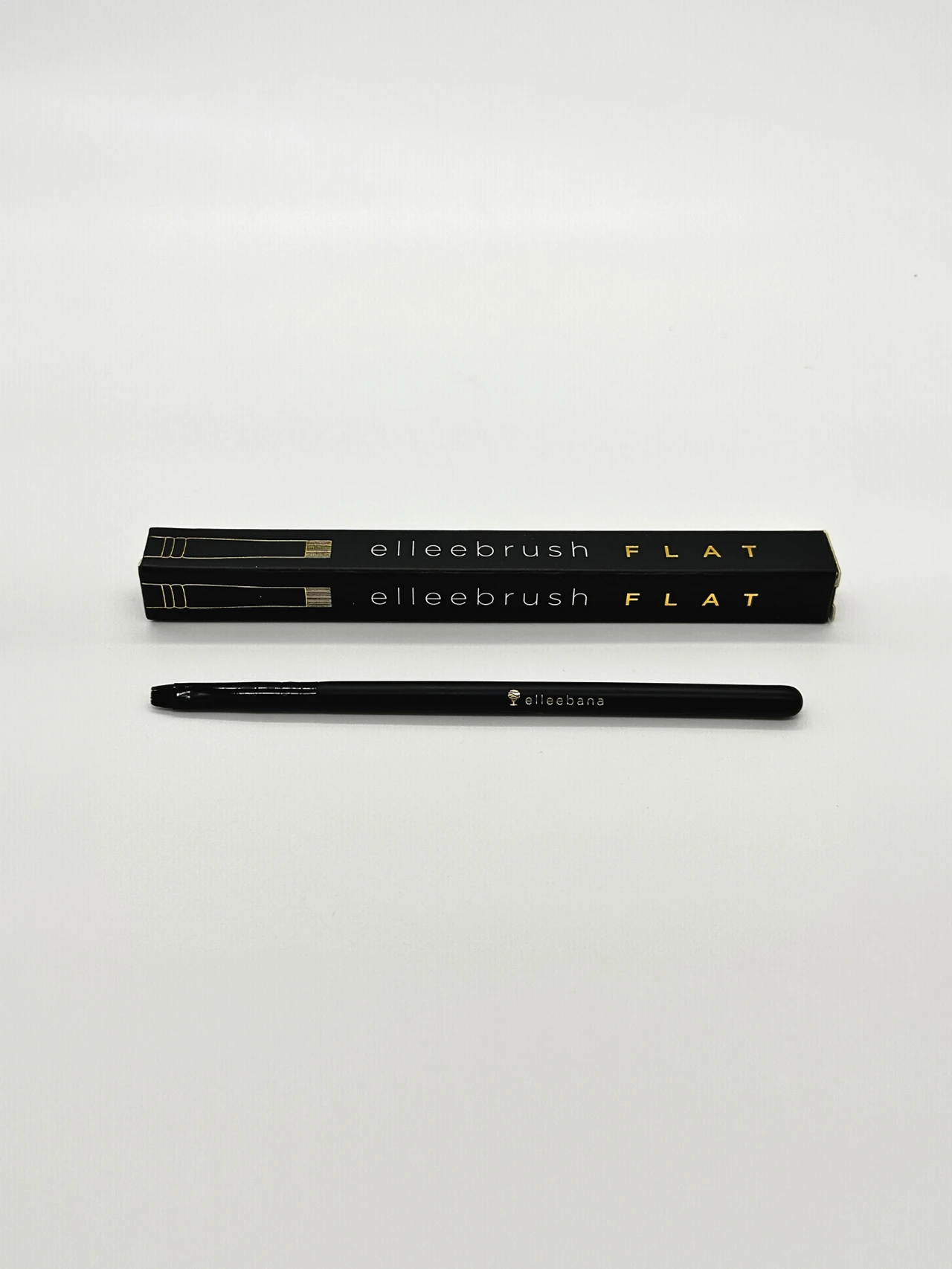 ElleeBRUSH - Flat 